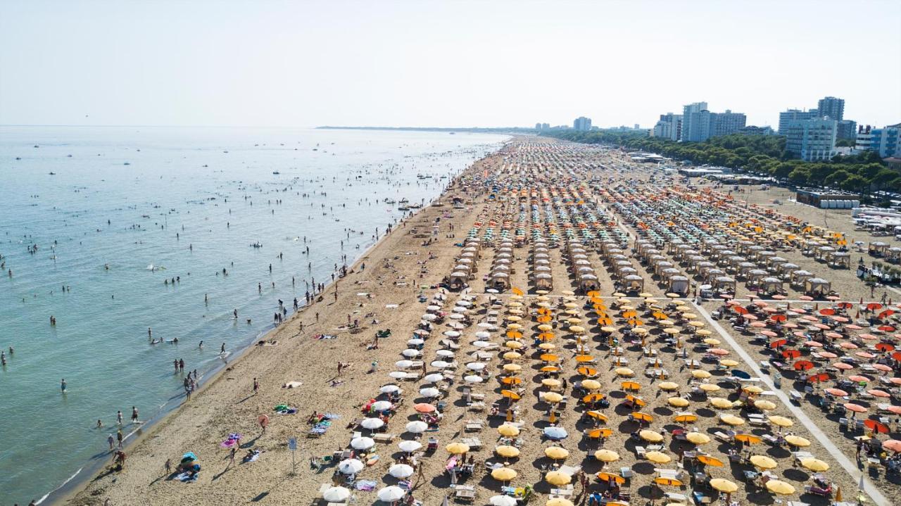 Villaggio Laura Lignano Sabbiadoro Exterior photo